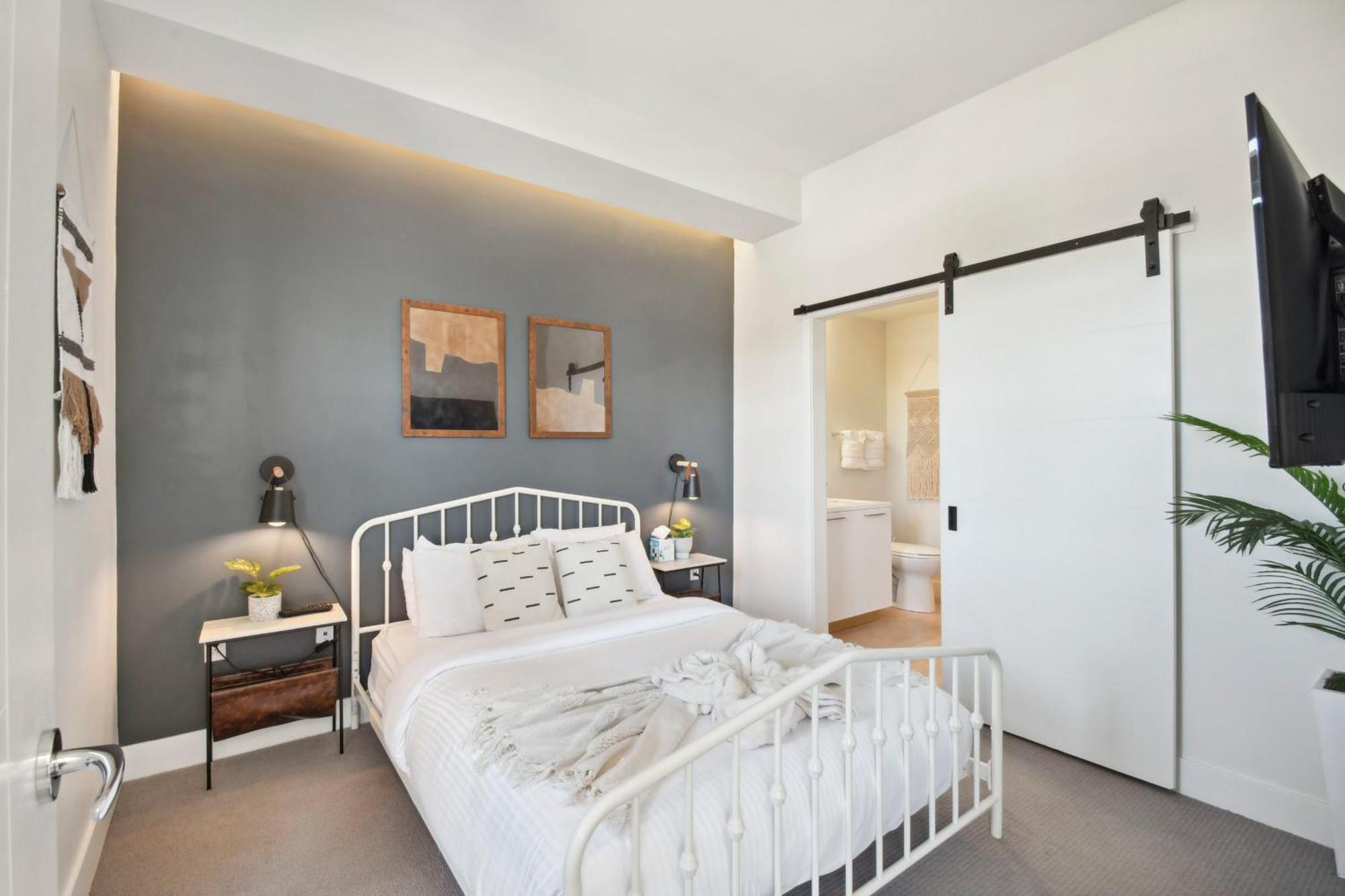 2880: Sunlit Escape Holiday home Denver